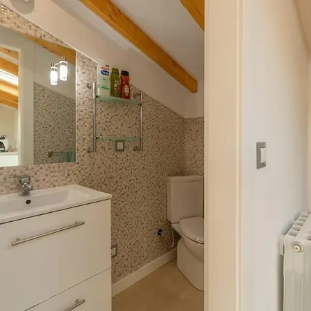 Apto. - Newly Refurbished! Apartament