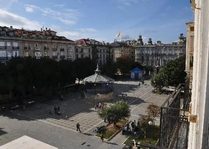 Apto. - Newly Refurbished! Apartment